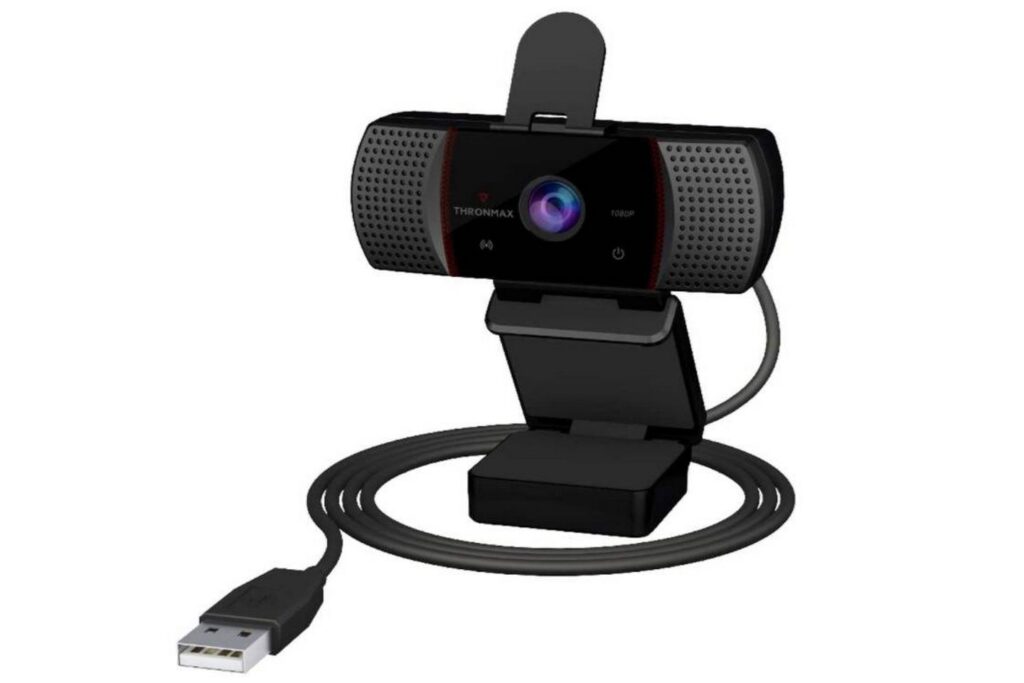 Thông qua Internet và webcam Logitech có thể thiết lập WC làm camera